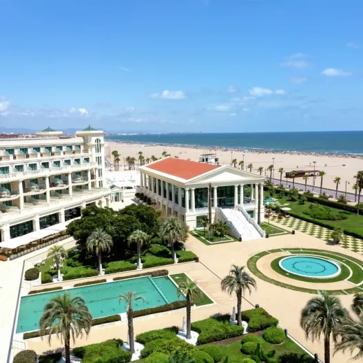 Hotel Las Arenas