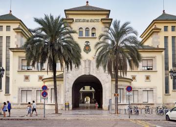 Fachada del Mercado de Abastos