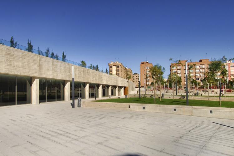 exteriores de la estación metro alboraya palmaret